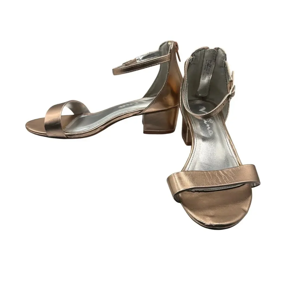 Nina Size 2 Gold Open Toe Ankle Strap Block Heel Sandals Dress Shoes
